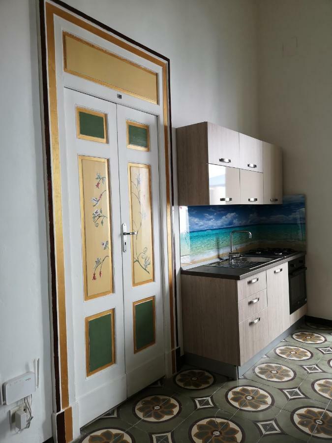 B&B Palazzo Antonelli Монополи Экстерьер фото