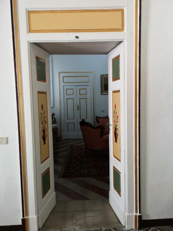 B&B Palazzo Antonelli Монополи Экстерьер фото
