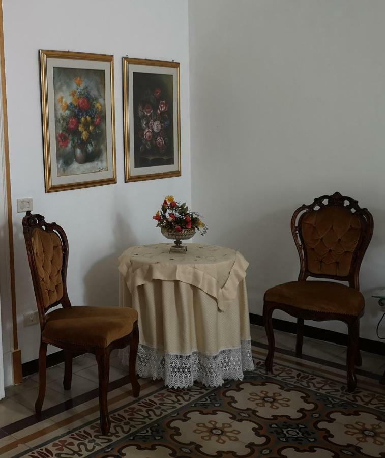 B&B Palazzo Antonelli Монополи Экстерьер фото