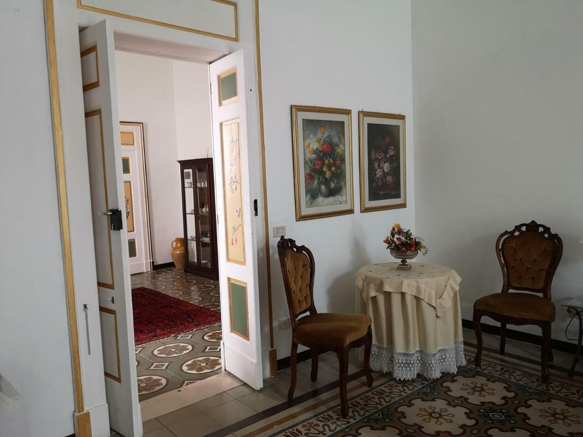 B&B Palazzo Antonelli Монополи Экстерьер фото